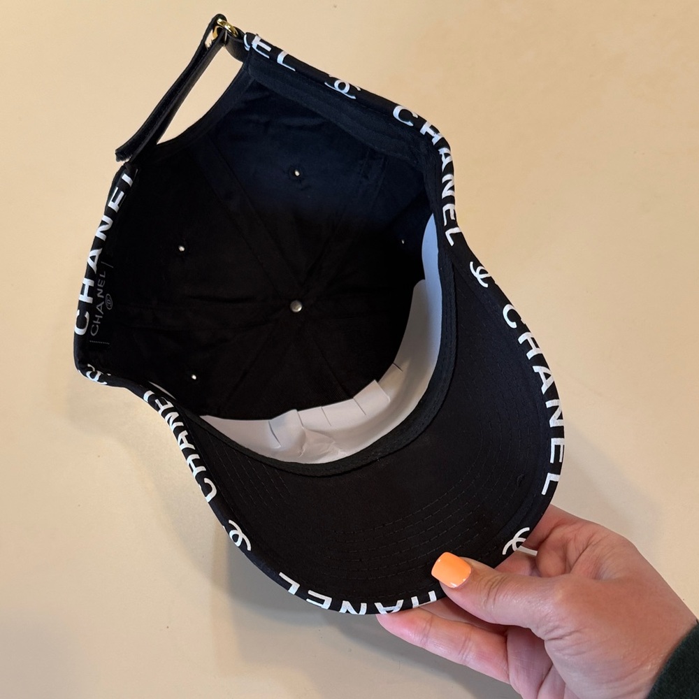 CHANEL Black Hat with White Emblem - Picture 3 of 6